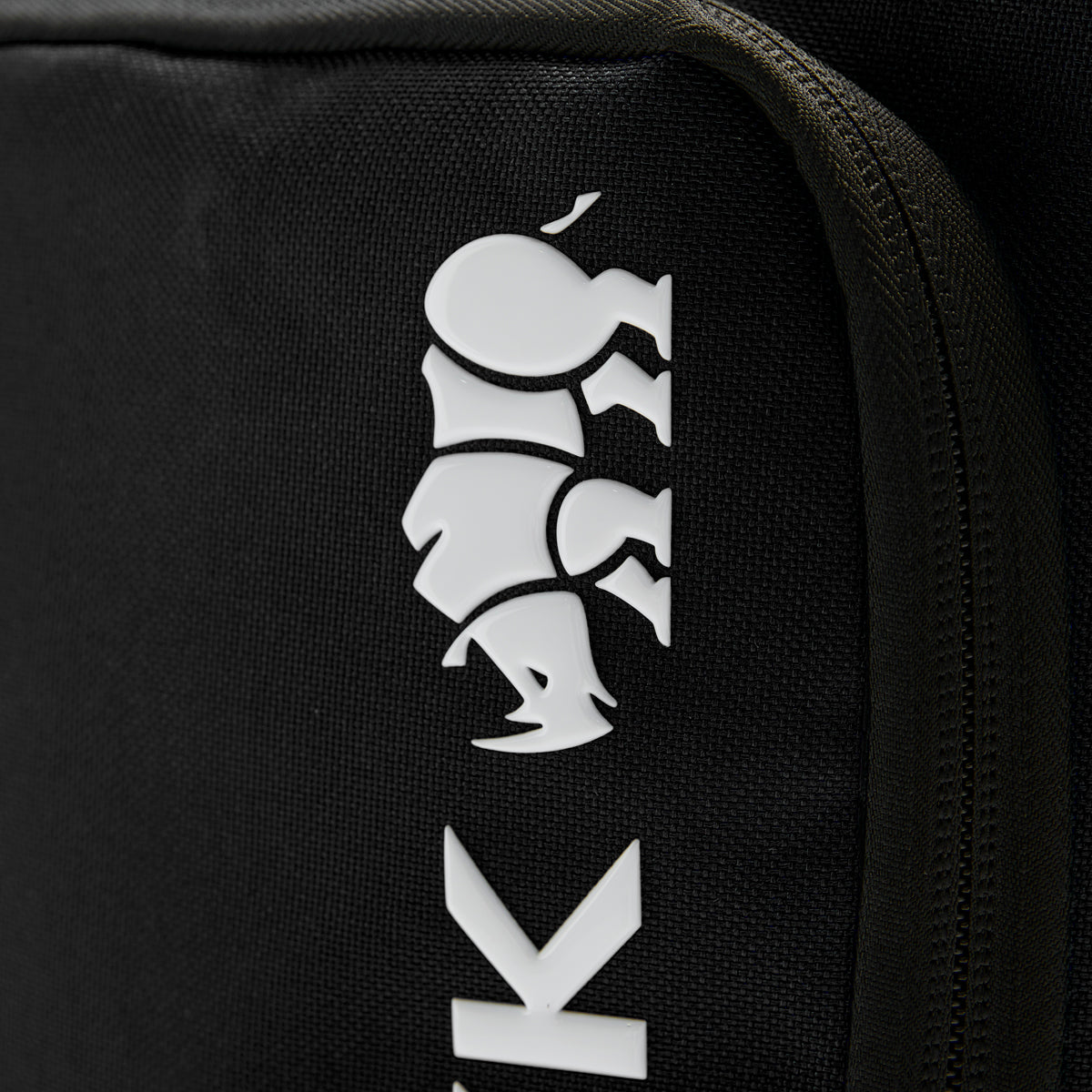 CLASSIC RHINO New Black