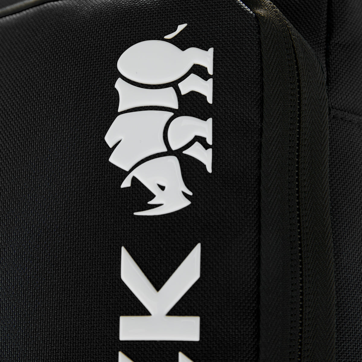 SKINNY RHINO New Black